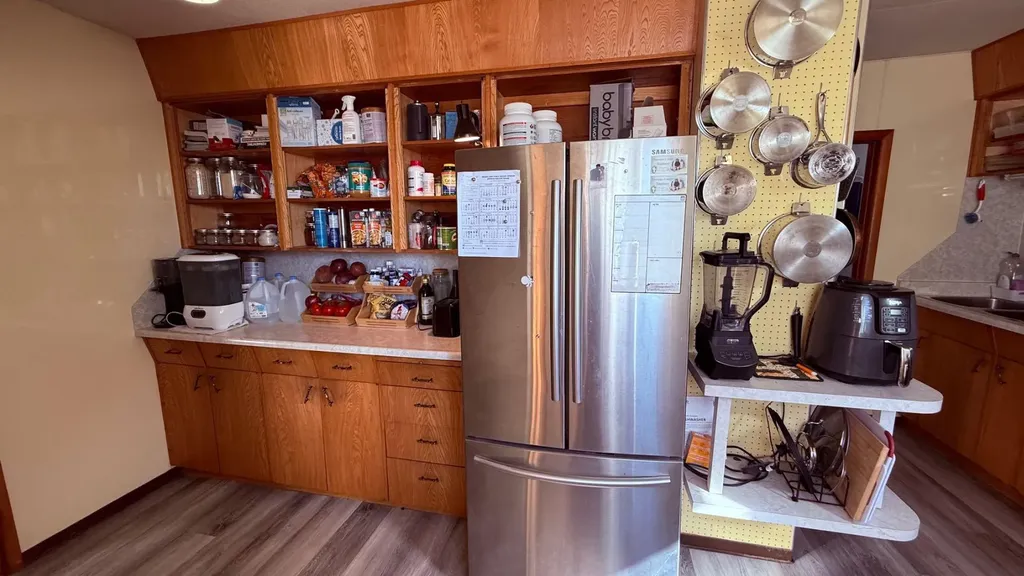 215 5 Avenue W Hanna AB T0J 1P0