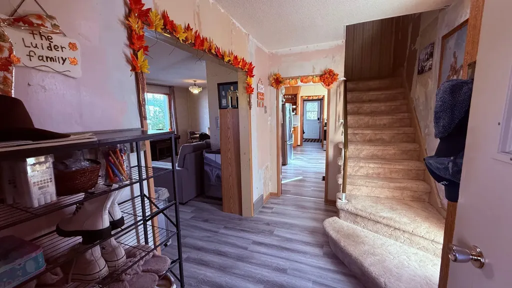 215 5 Avenue W Hanna AB T0J 1P0