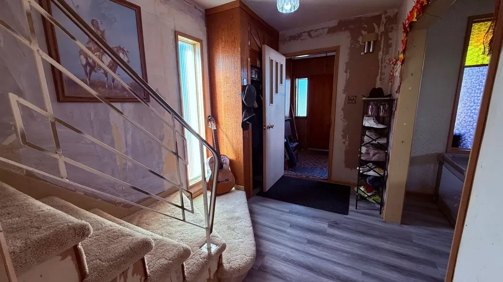 215 5 Avenue W Hanna AB T0J 1P0