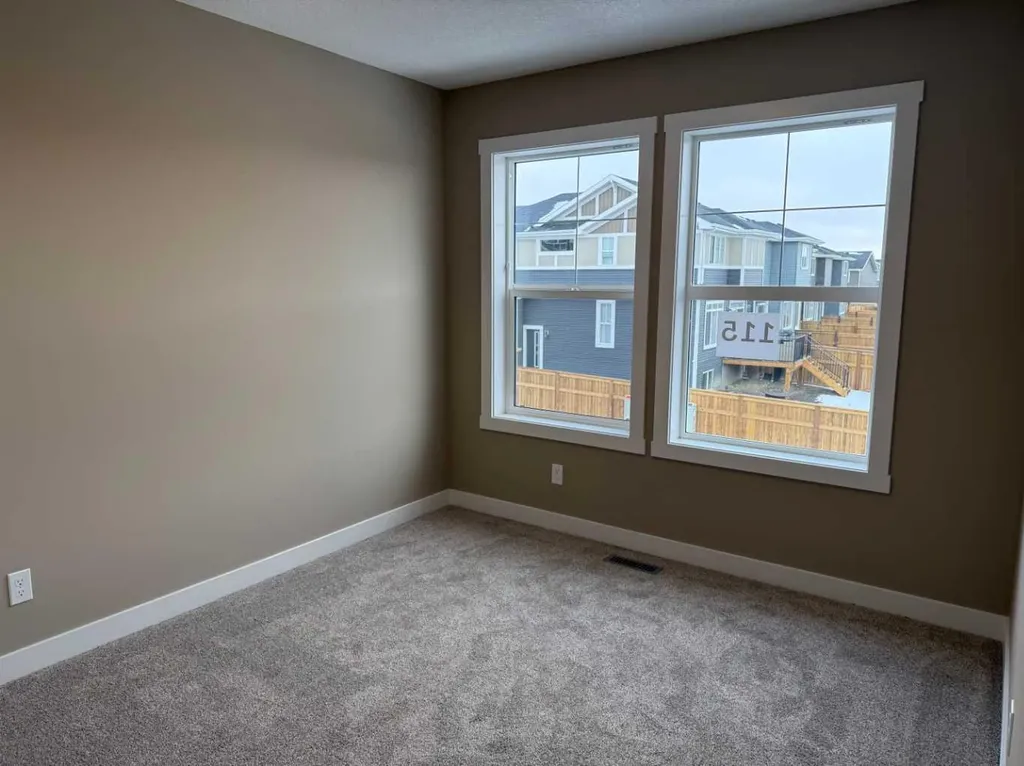 115 Sundown Crescent Cochrane AB T4C 1Y3