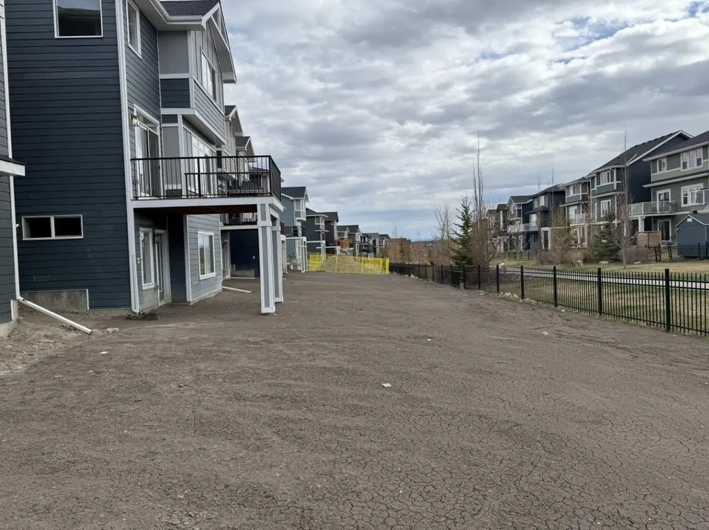 115 Sundown Crescent Cochrane AB T4C 1Y3