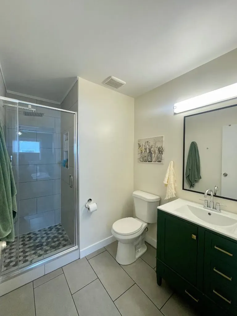 5906 12 Avenue Edson AB T7E 1J1