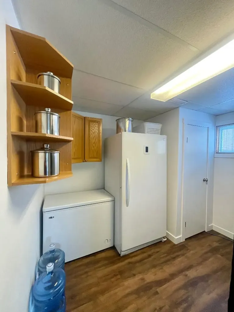 5906 12 Avenue Edson AB T7E 1J1