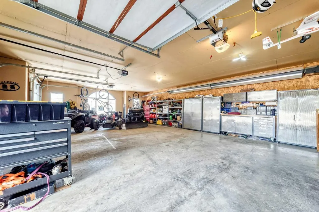 298034 218 Street W Rural Foothills County AB T1S 2Y6