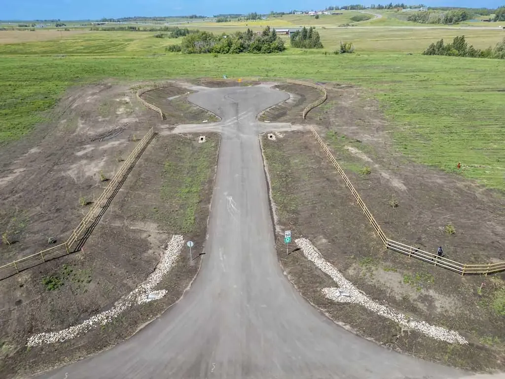 Lot 1 Grey Fox Place E Rural Foothills County AB T1S 3P1