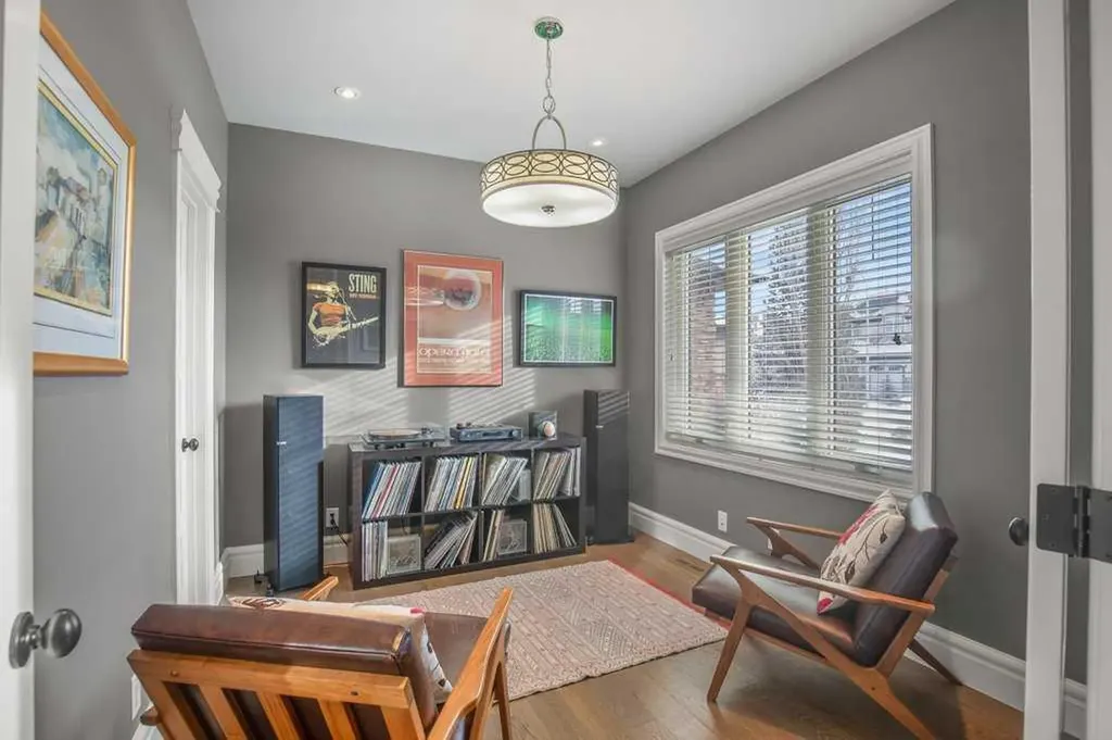 24 Sawyer Close Red Deer AB T4R 0M5