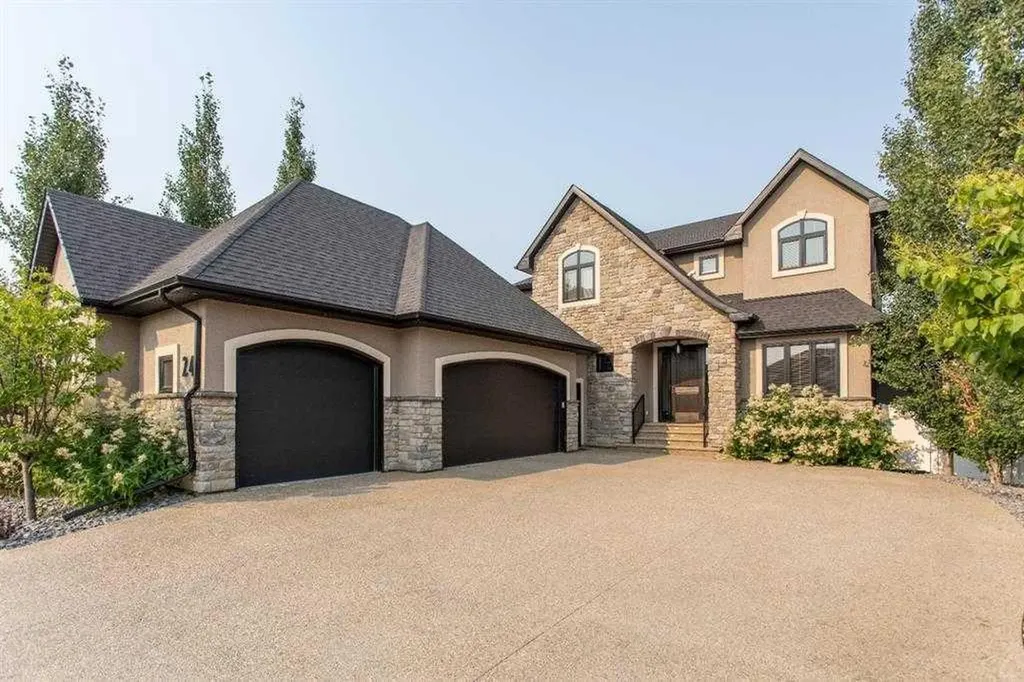 24 Sawyer Close Red Deer AB T4R 0M5