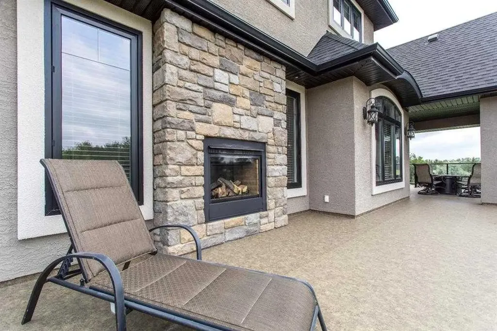 24 Sawyer Close Red Deer AB T4R 0M5