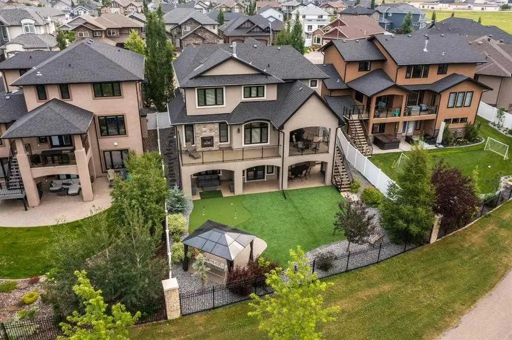24 Sawyer Close Red Deer AB T4R 0M5