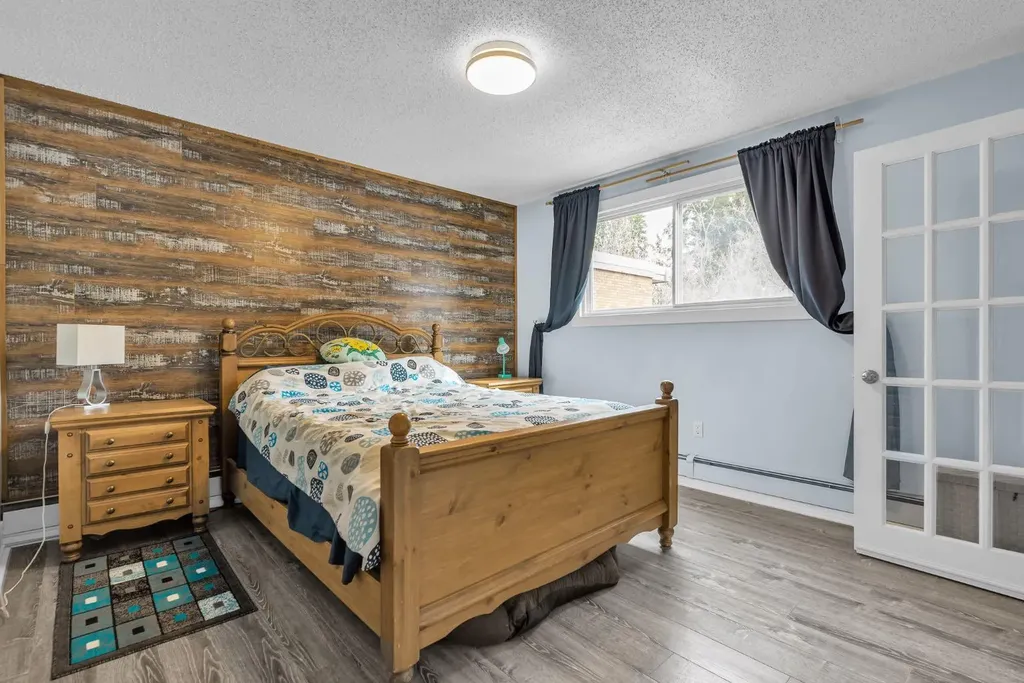 930 Royal Avenue SW Calgary AB T2T 0L5