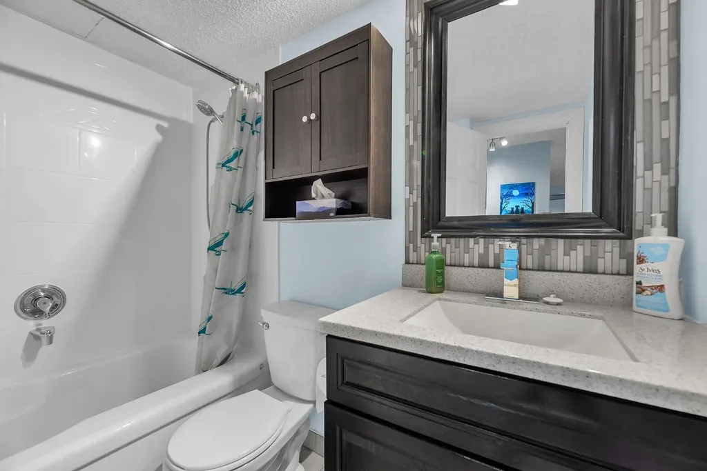 930 Royal Avenue SW Calgary AB T2T 0L5