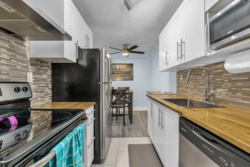 930 Royal Avenue SW Calgary AB T2T 0L5