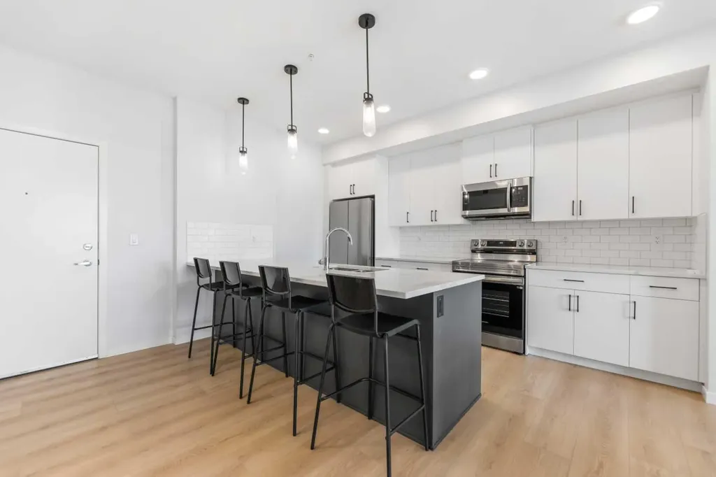20295 Seton Way SE Calgary AB T3M3Y7