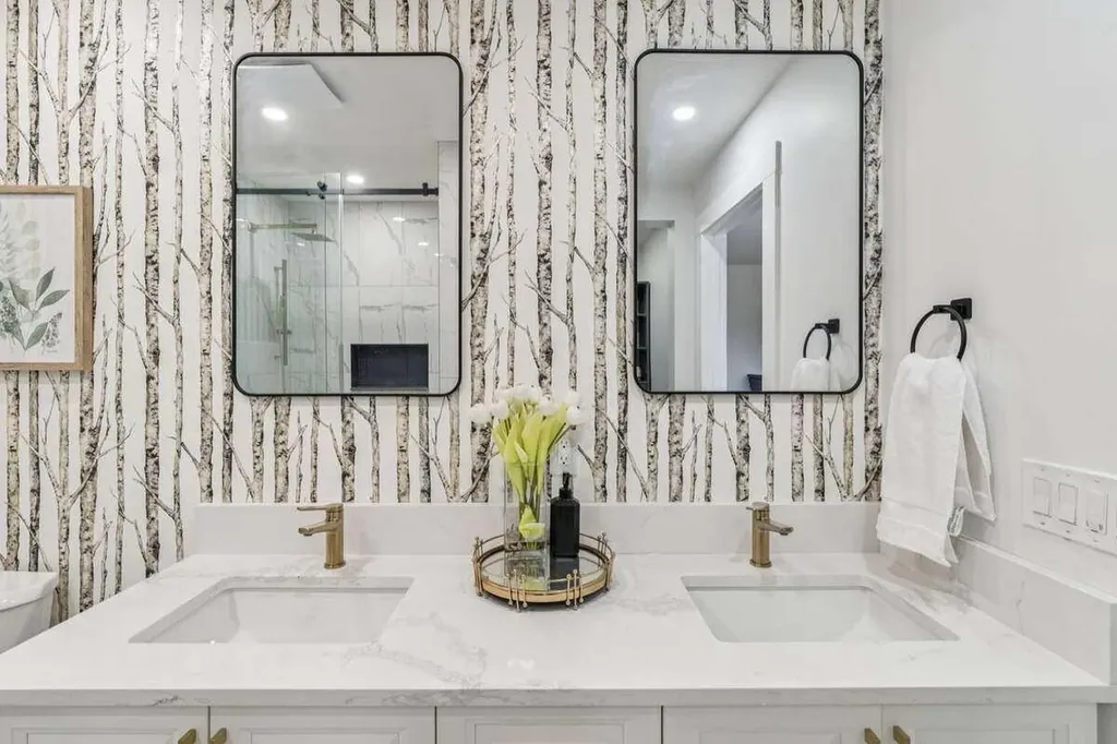 15 Brookmere Place SW Calgary AB T2W 2P5