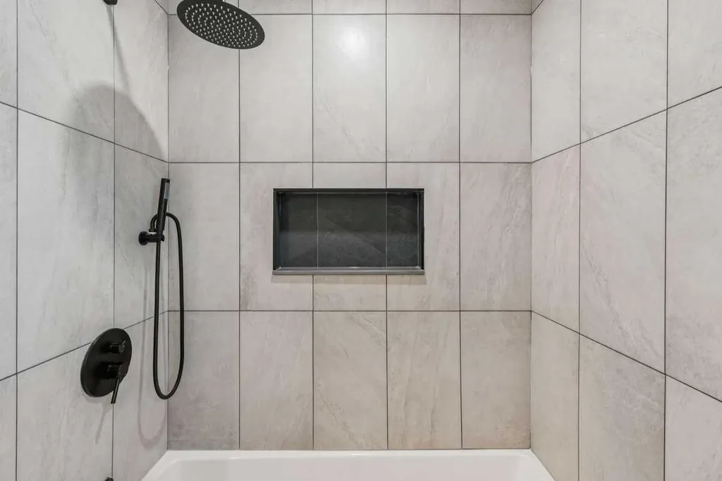 15 Brookmere Place SW Calgary AB T2W 2P5