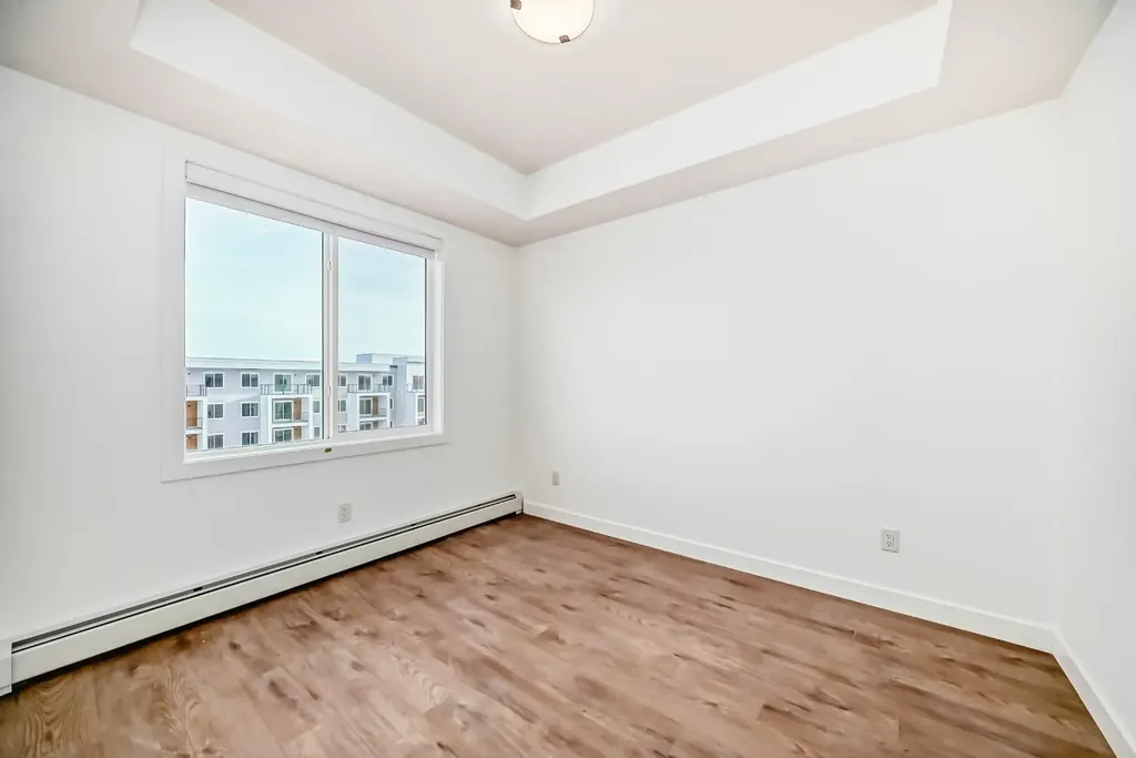63 Corner Glen Crescent NE Calgary AB T3N2R6