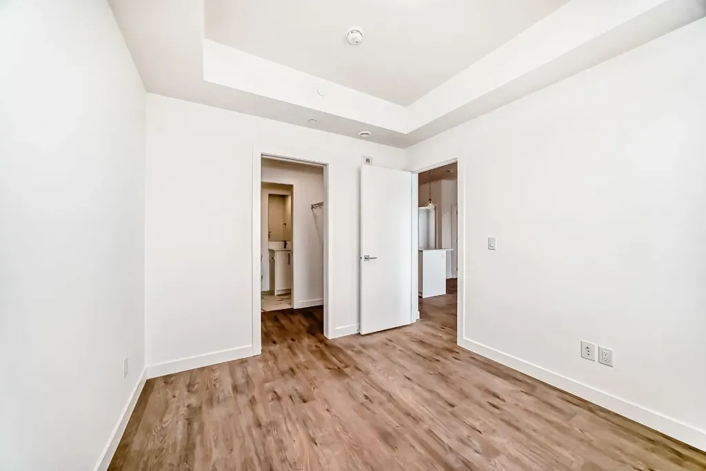 63 Corner Glen Crescent NE Calgary AB T3N2R6