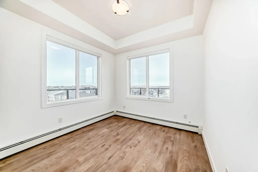 63 Corner Glen Crescent NE Calgary AB T3N2R6