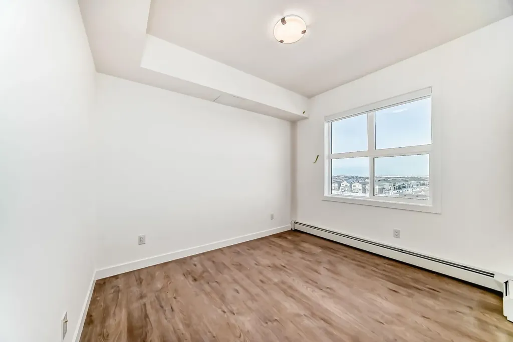 63 Corner Glen Crescent NE Calgary AB T3N2R6