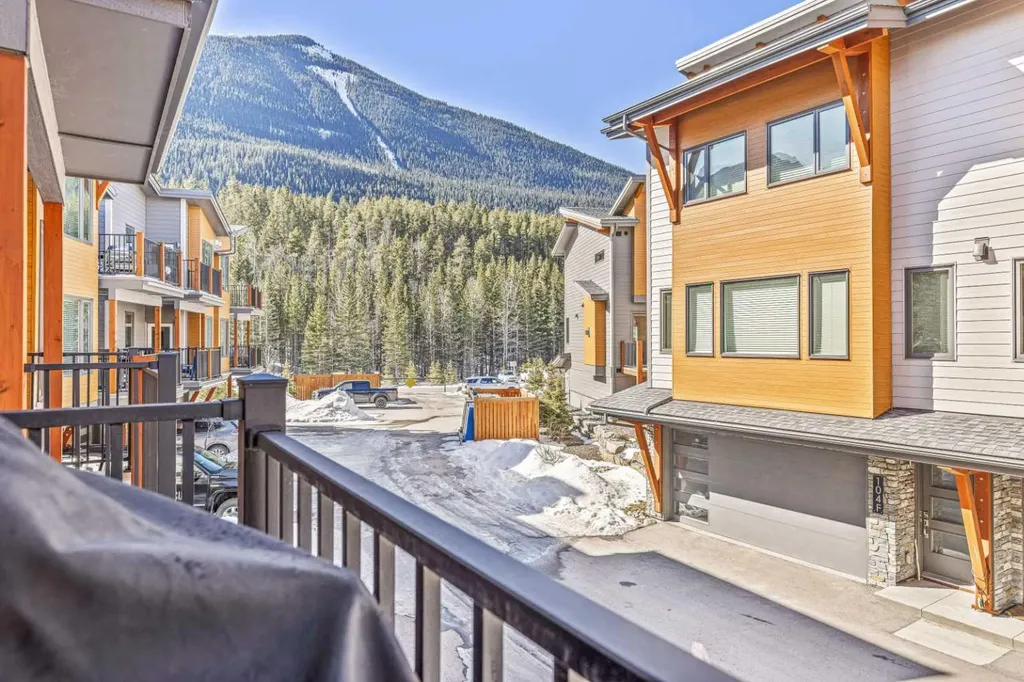 1101 Three Sisters Parkway Canmore AB T1W 0L3