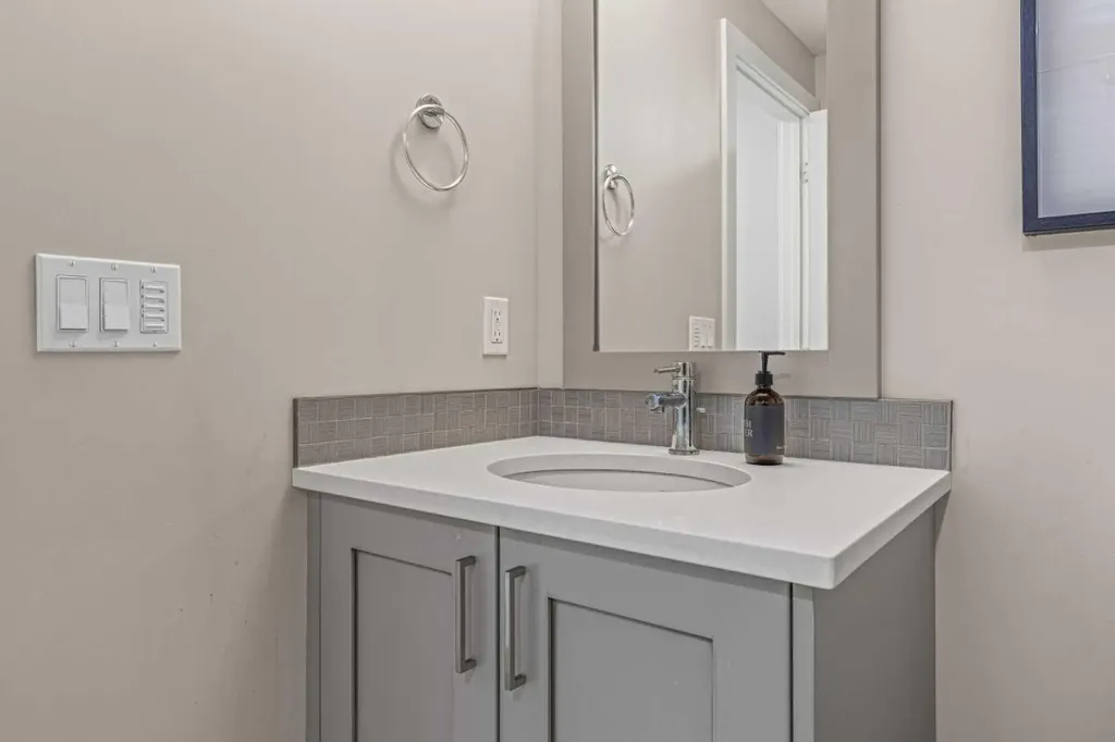 1101 Three Sisters Parkway Canmore AB T1W 0L3