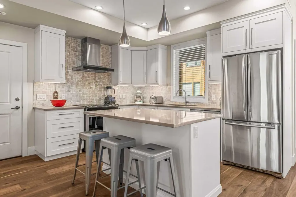 1101 Three Sisters Parkway Canmore AB T1W 0L3
