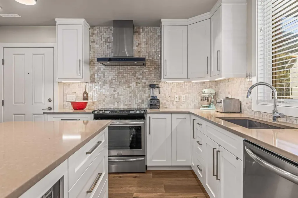 1101 Three Sisters Parkway Canmore AB T1W 0L3