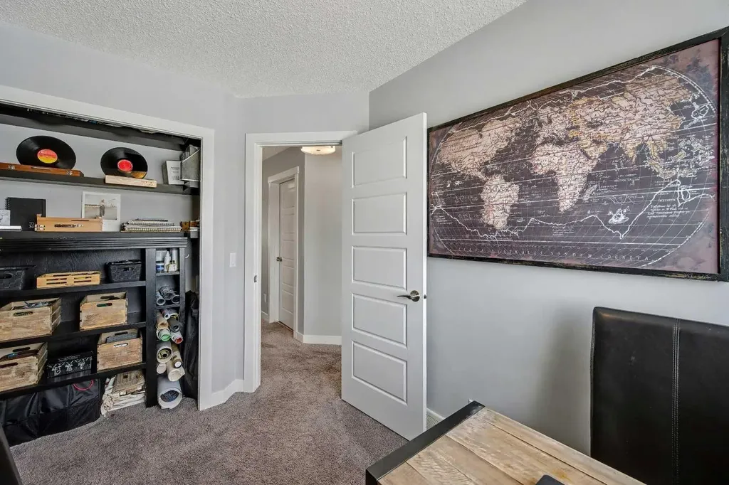 38 Sage Bluff Gate NW Calgary AB T3R 0Y9