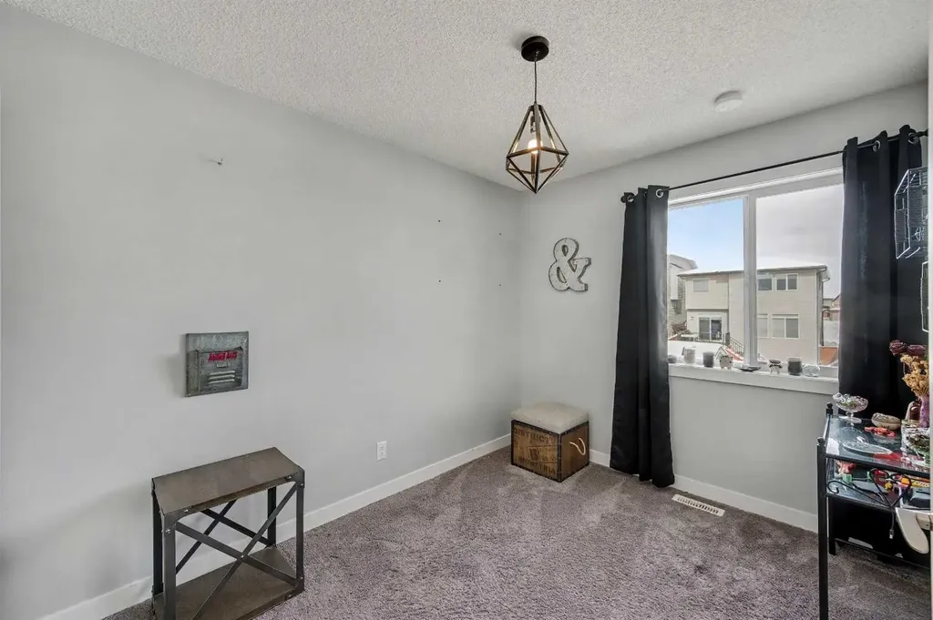 38 Sage Bluff Gate NW Calgary AB T3R 0Y9