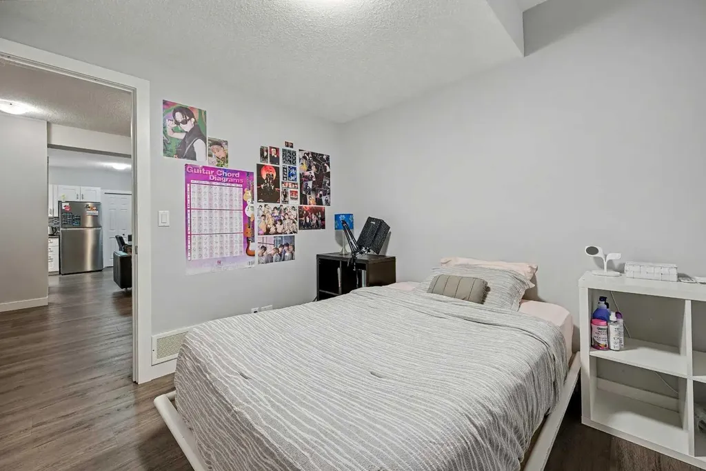 38 Sage Bluff Gate NW Calgary AB T3R 0Y9
