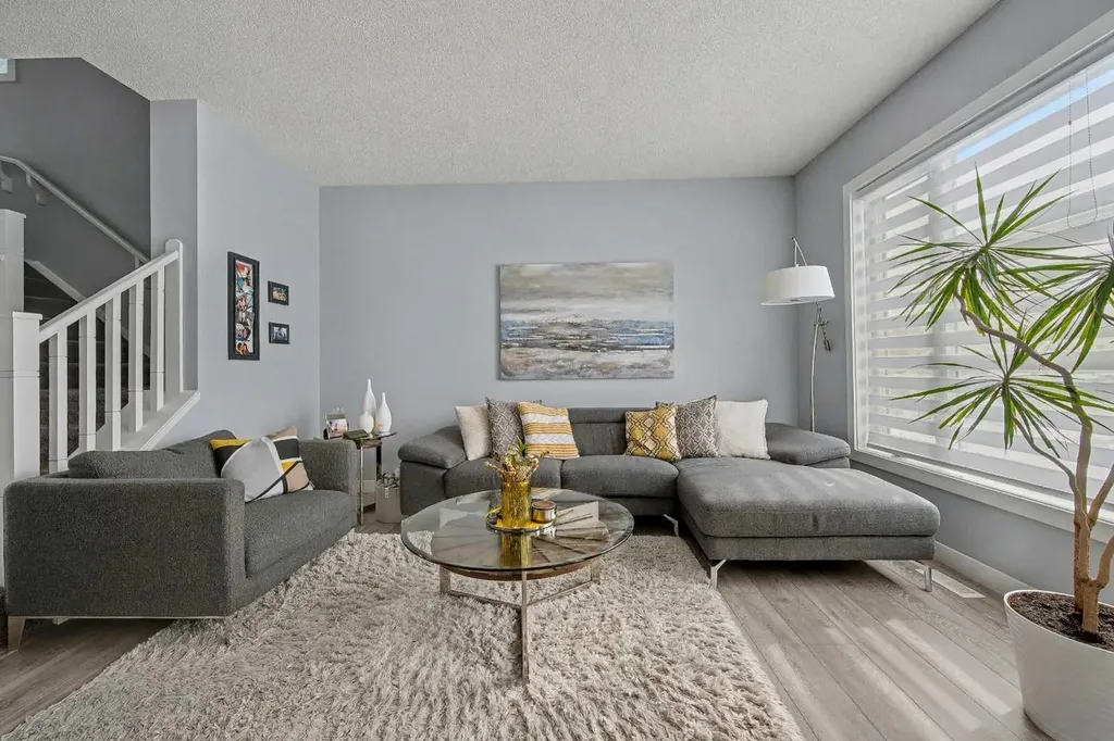38 Sage Bluff Gate NW Calgary AB T3R 0Y9