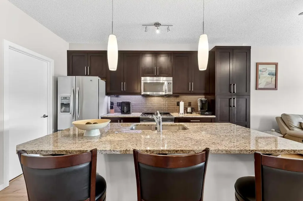 402 Marquis Lane SE Calgary AB T3M 2G7