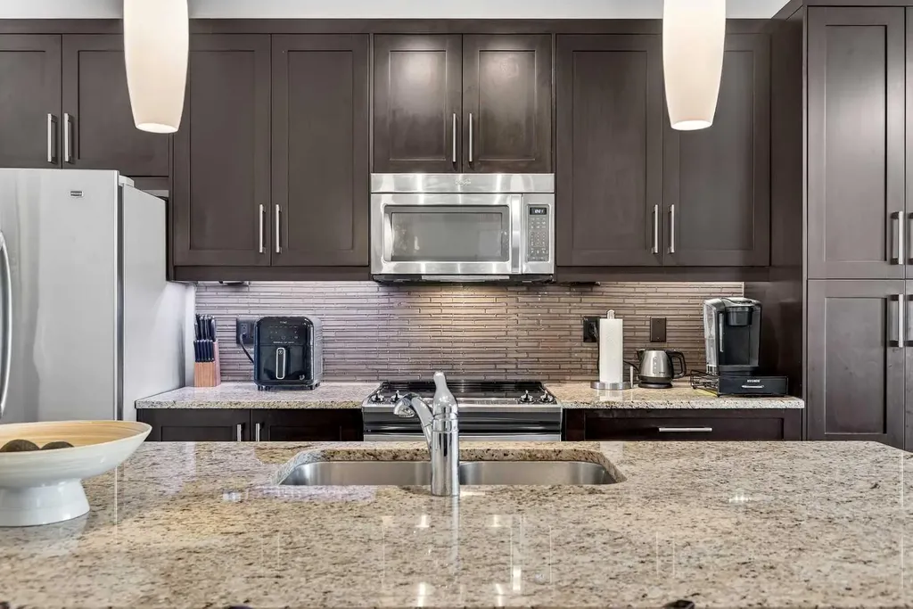 402 Marquis Lane SE Calgary AB T3M 2G7