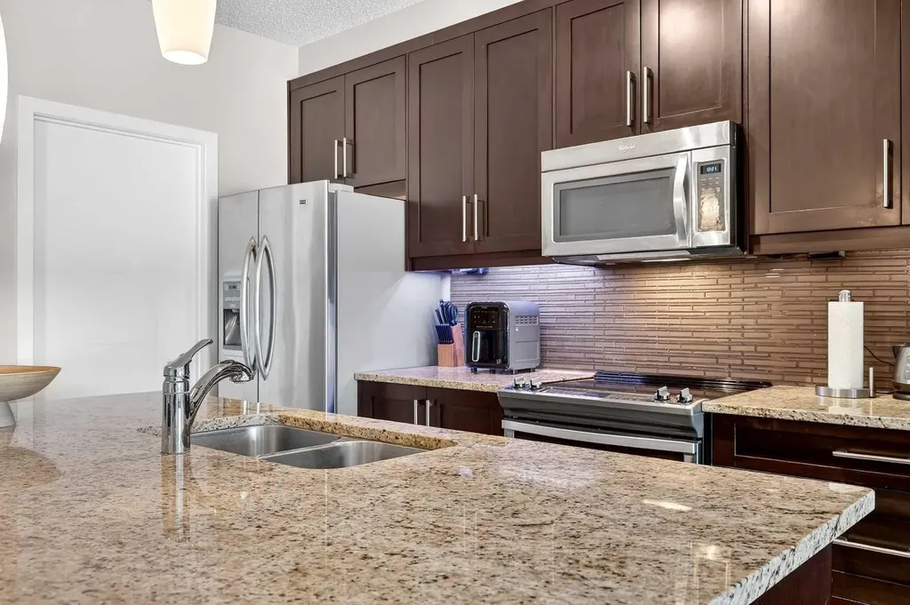402 Marquis Lane SE Calgary AB T3M 2G7