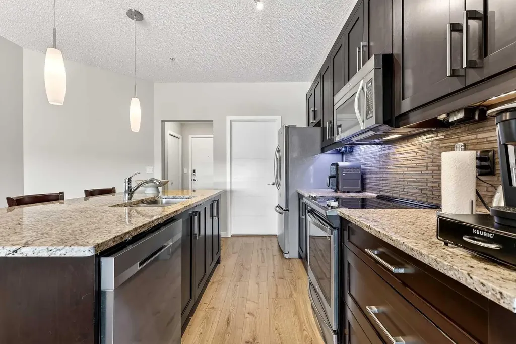 402 Marquis Lane SE Calgary AB T3M 2G7
