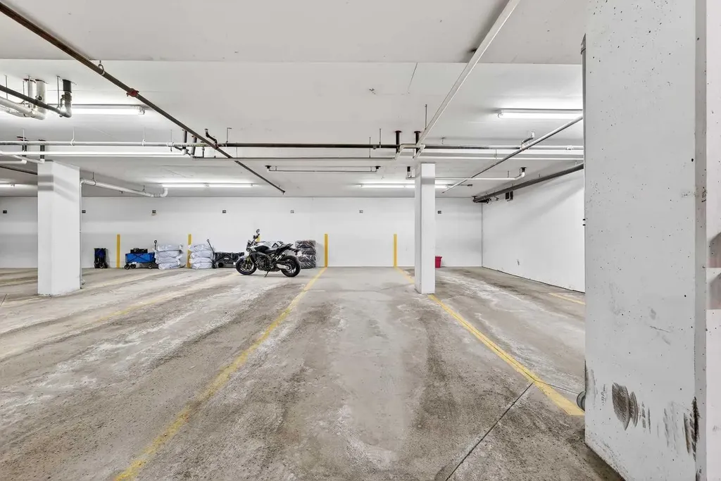 402 Marquis Lane SE Calgary AB T3M 2G7