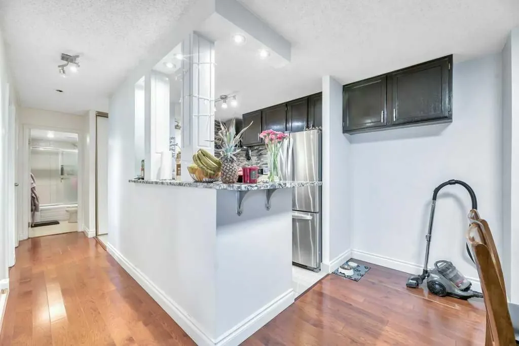 924 14 Avenue SW Calgary AB T2R 0N7