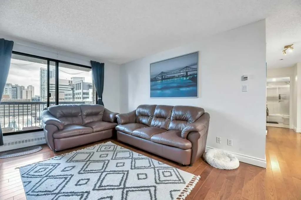 924 14 Avenue SW Calgary AB T2R 0N7