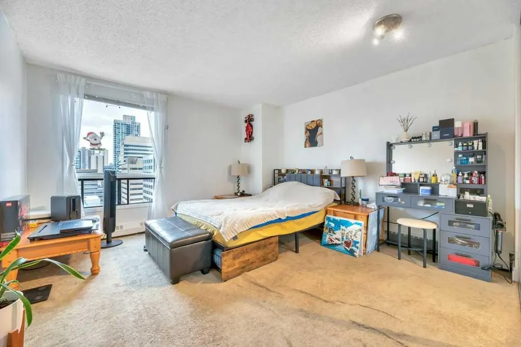 924 14 Avenue SW Calgary AB T2R 0N7