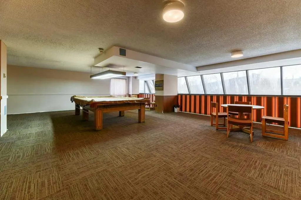 924 14 Avenue SW Calgary AB T2R 0N7