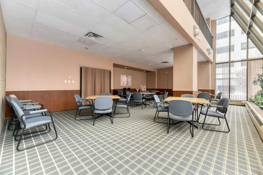 924 14 Avenue SW Calgary AB T2R 0N7