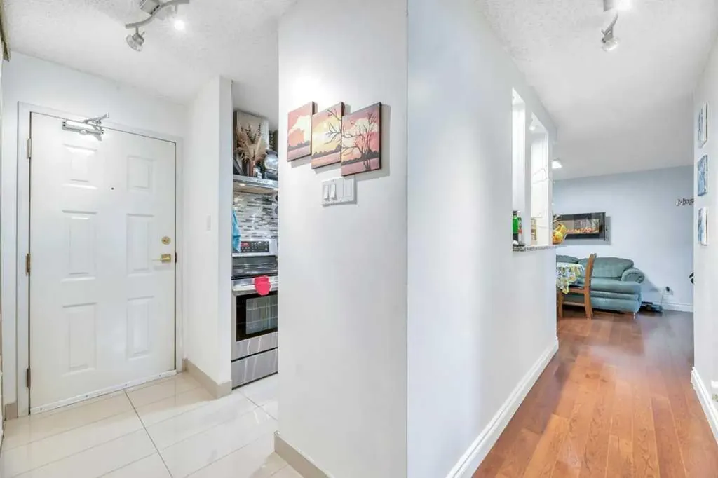 924 14 Avenue SW Calgary AB T2R 0N7