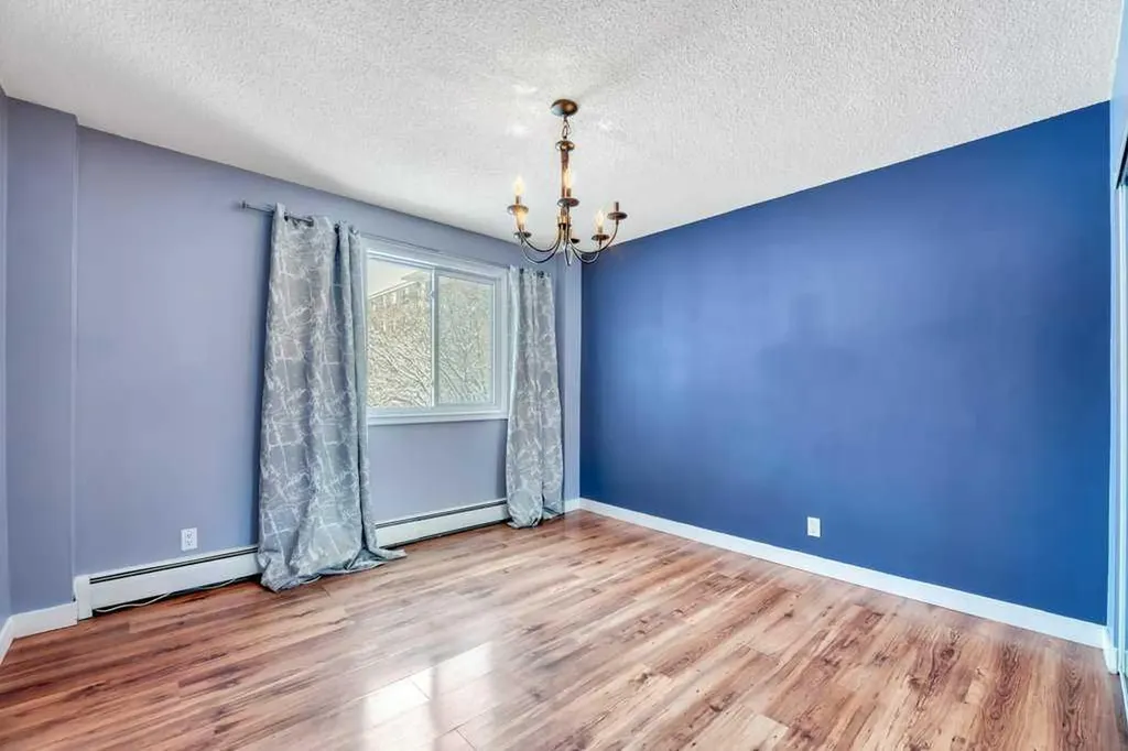 507 57 Avenue SW Calgary AB T2Y 0H2
