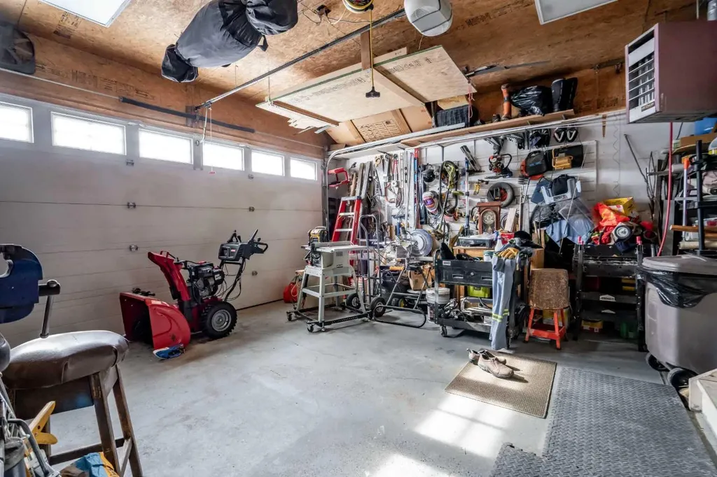 8 Grenier Avenue St. Isidore AB T0H 3B0