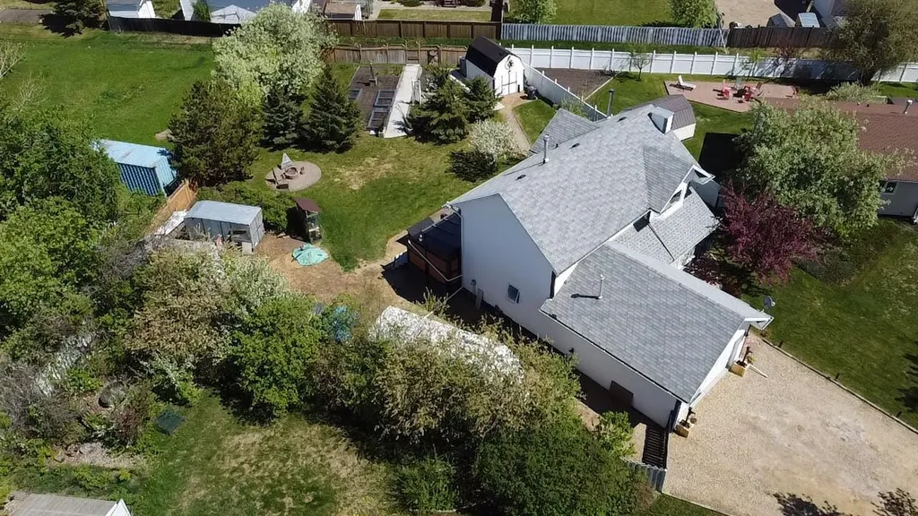 8 Grenier Avenue St. Isidore AB T0H 3B0