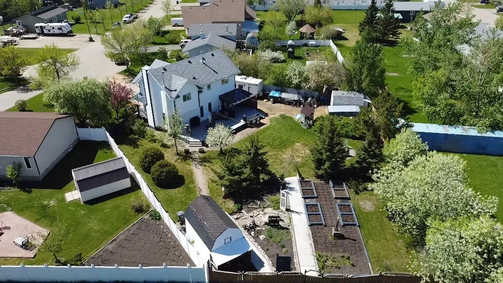 8 Grenier Avenue St. Isidore AB T0H 3B0