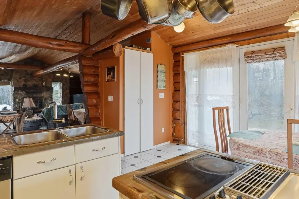 30051 Highway 22 Rural Mountain View County AB T0M 0R0
