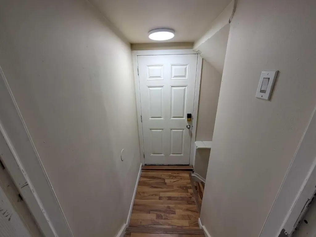 114 Castledale Way NE Calgary AB T3J 2A2
