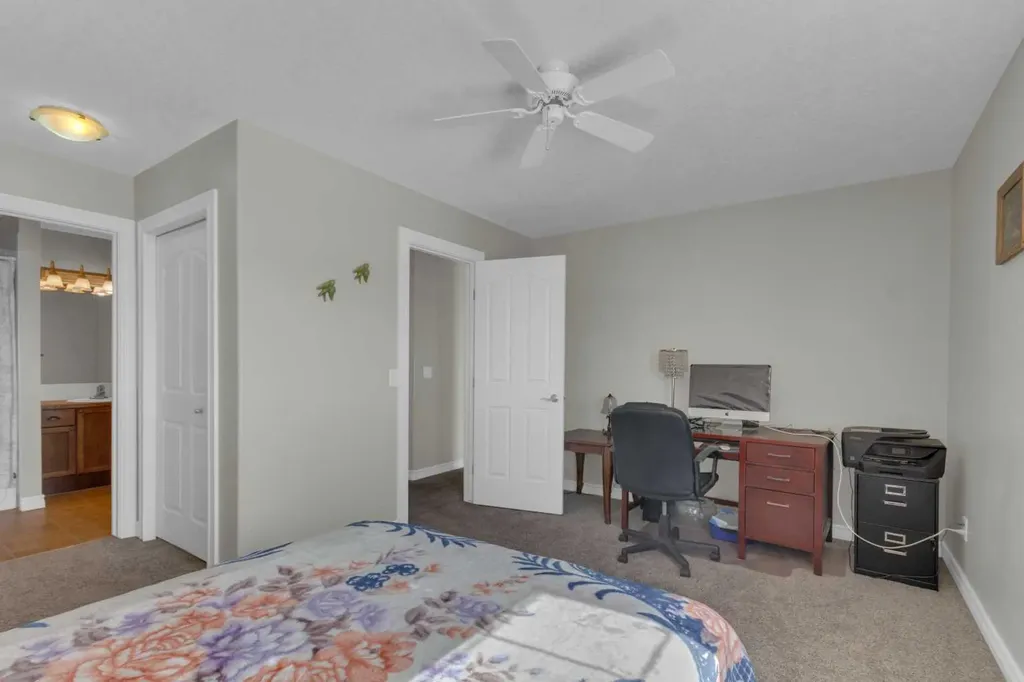 10 West Cedar Rise SW Calgary AB T3H 5G8