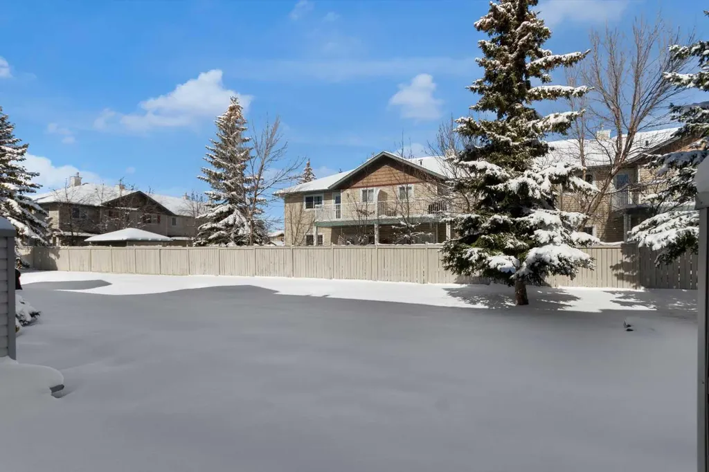 10 West Cedar Rise SW Calgary AB T3H 5G8